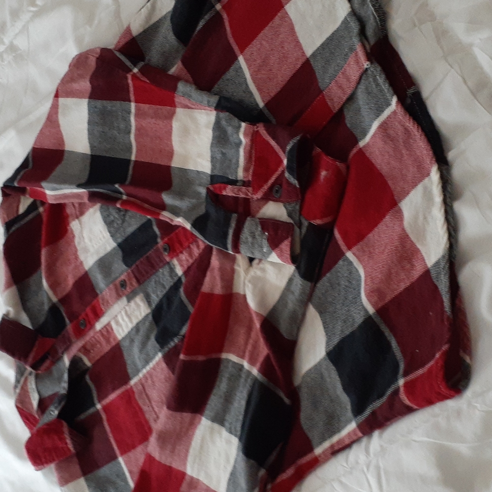 Flannel - Picture 3 of 3